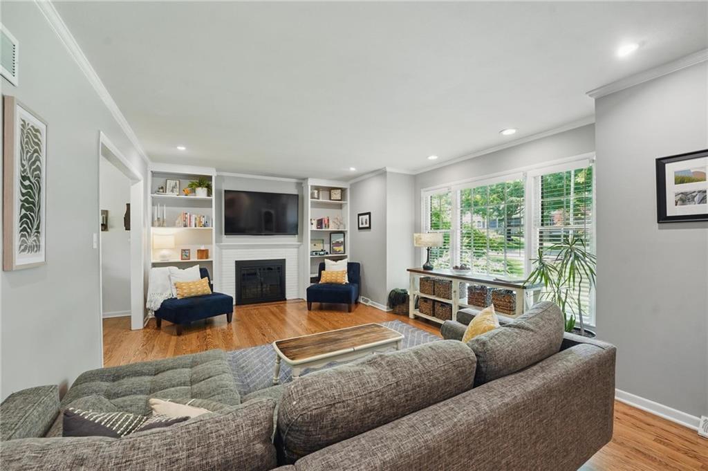 5624 W 82nd Street