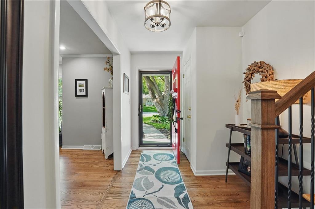 5624 W 82nd Street
