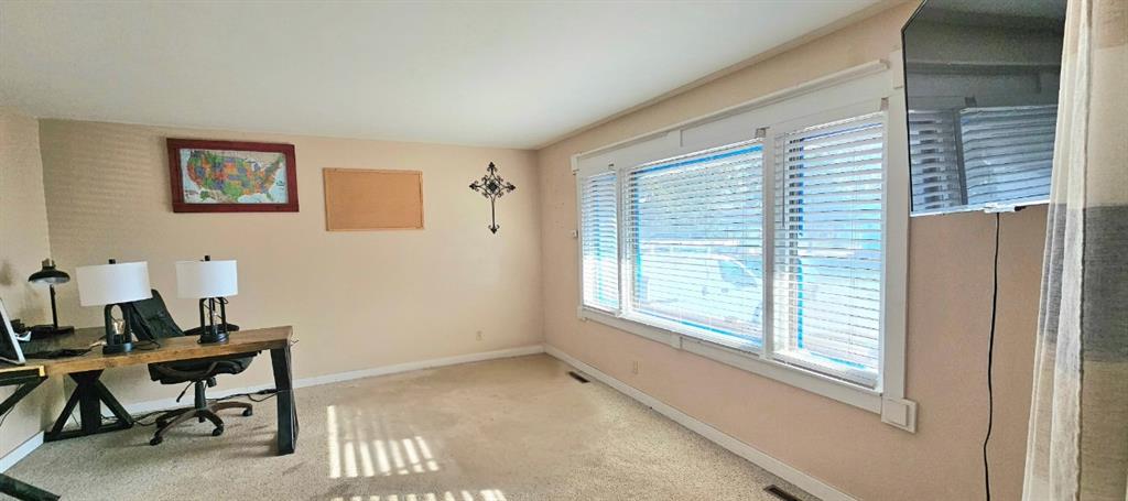 104 W Washington Street