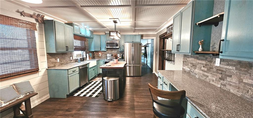 104 W Washington Street