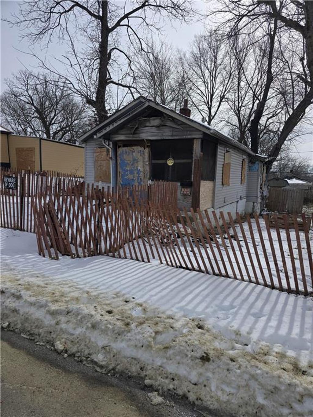 Photo of 5631 E 29TH Street, Kansas City, MO 64128 (MLS # 2599049)