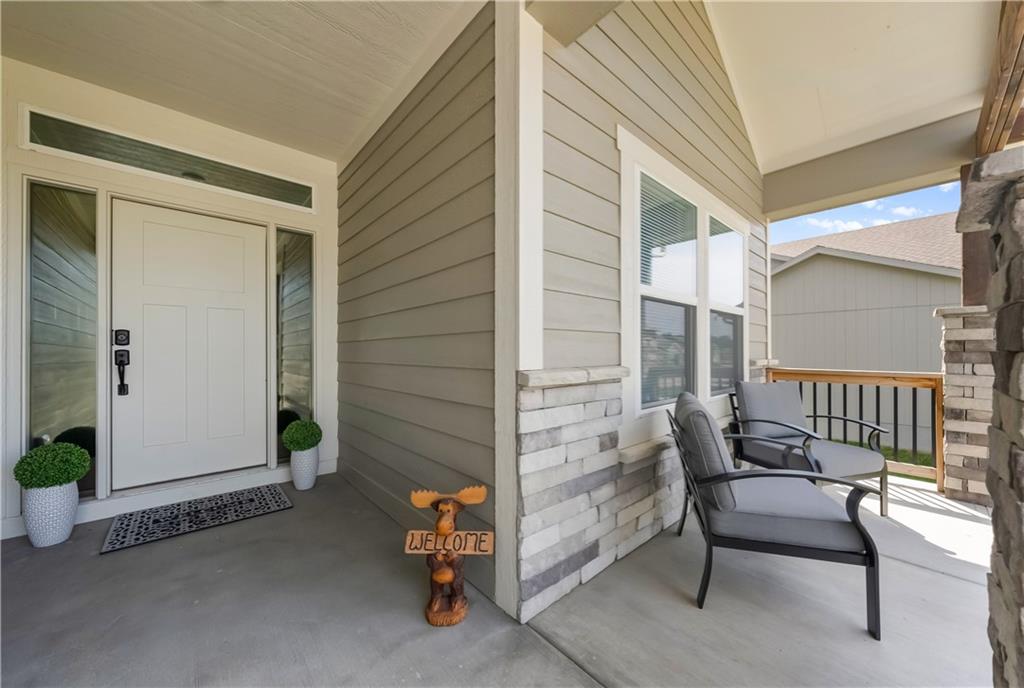 1523 SW Arbor Valley Drive