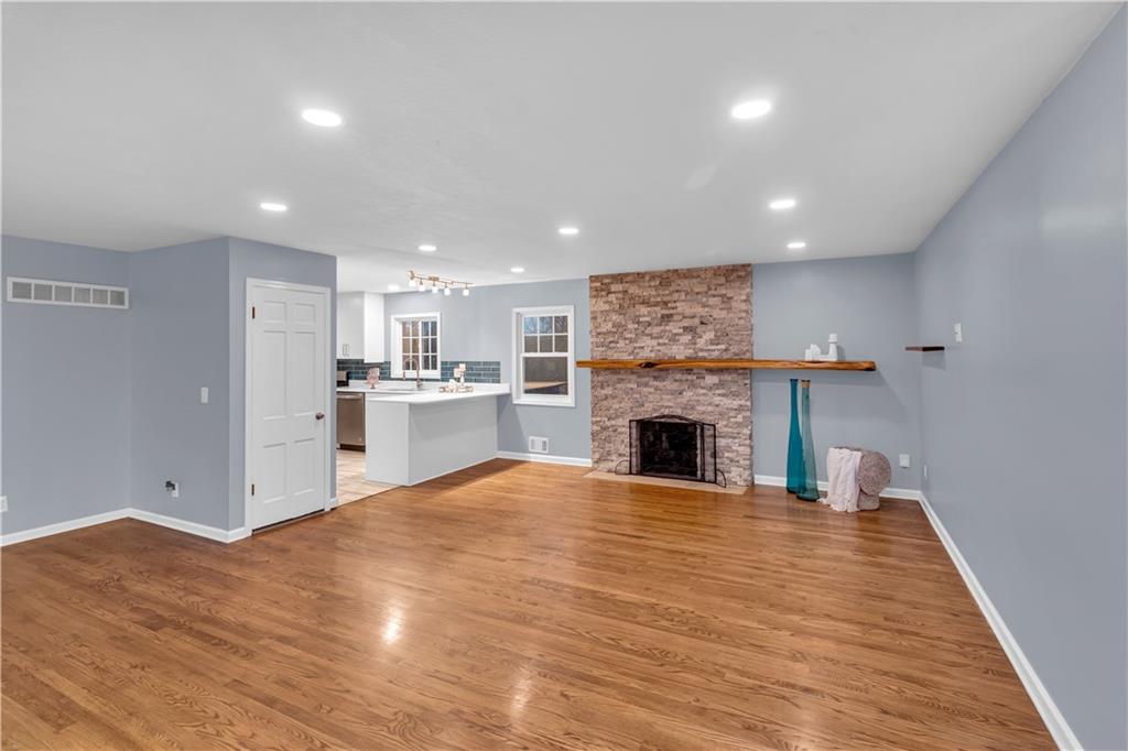 3629 S Forest Avenue