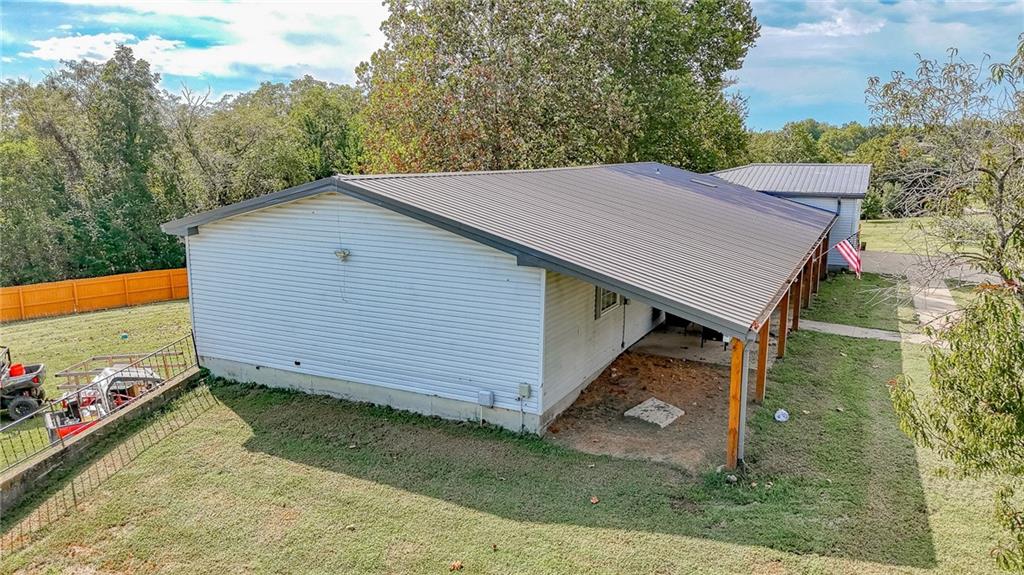 1082 NW 150th Road