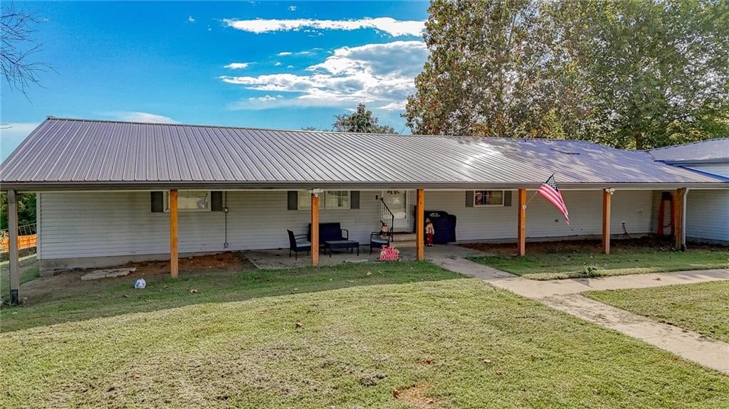 1082 NW 150th Road