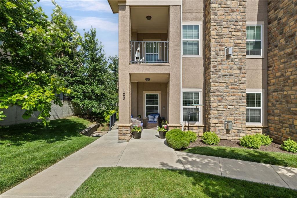 16009 Fontana Street 120