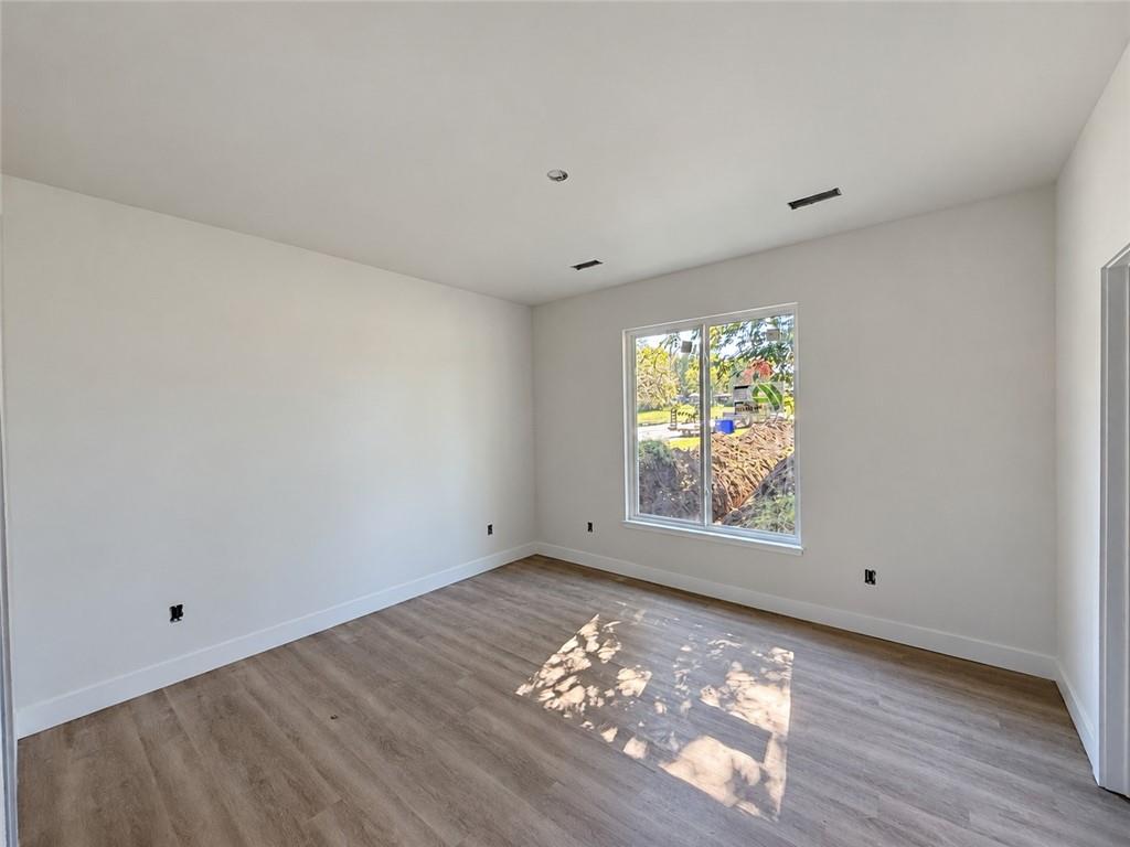 105 W Morgan Street