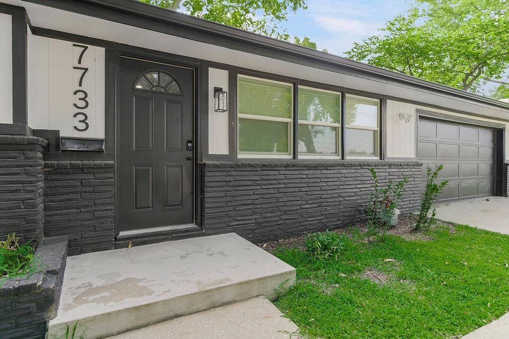 7733 Mission Road