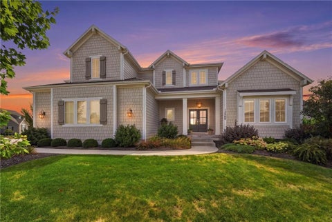 Photo of 12209 W 157th Terrace, Overland Park, KS 66221 (MLS # 2640606)