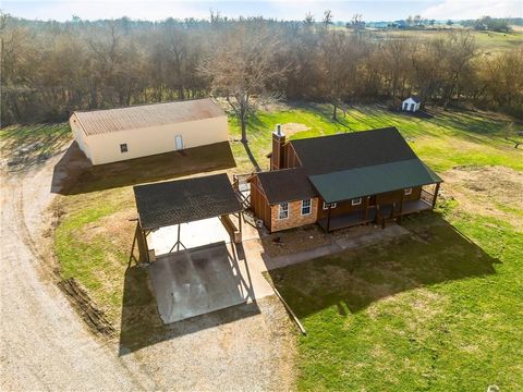 34509 E 323rd Street Garden City MO 64747