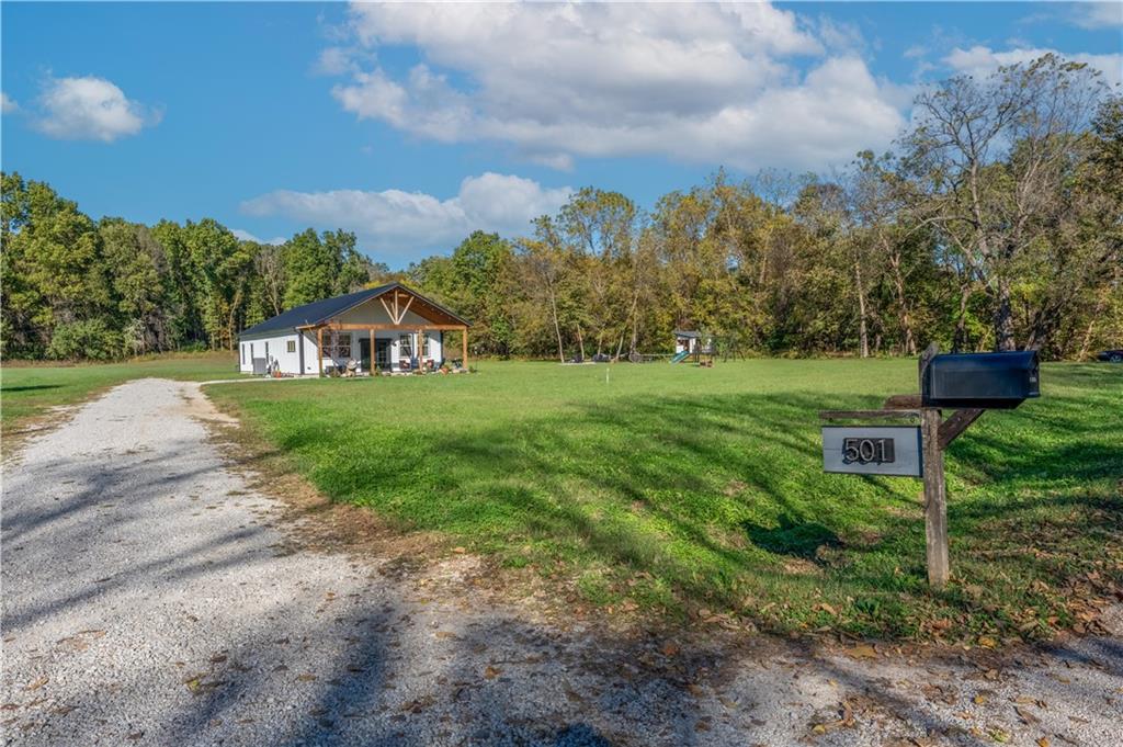 501 NW 101 Road