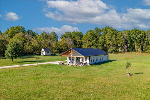 501 NW 101 Road Warrensburg MO 64093