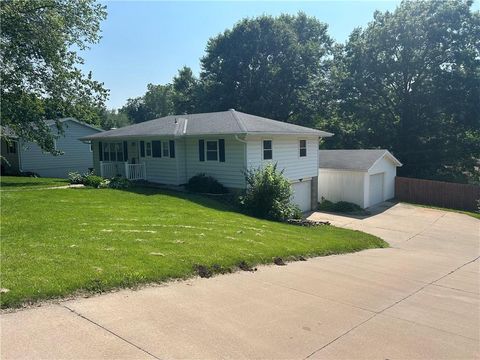 5902 Pleasant Avenue St Joseph MO 64503