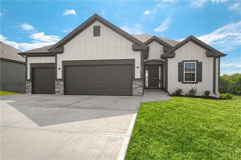 1059 Fir Lane, Liberty, MO 64068 - MLS#: 2575879