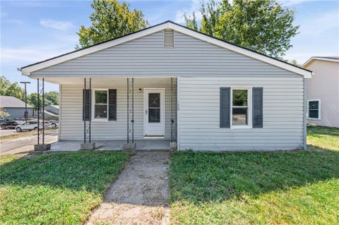 120 E 6th Street, Tonganoxie, KS 66086 - MLS#: 2634722