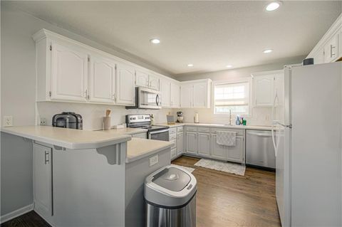 Tiny photo for 1356 Brown Street, Liberty, MO 64068 (MLS # 2613211)