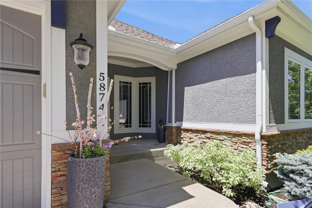5874 S National Drive