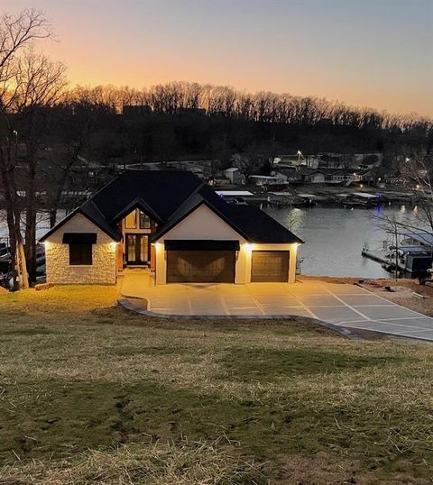 429 Sparkling Water Circle Sunrise Beach MO 65079