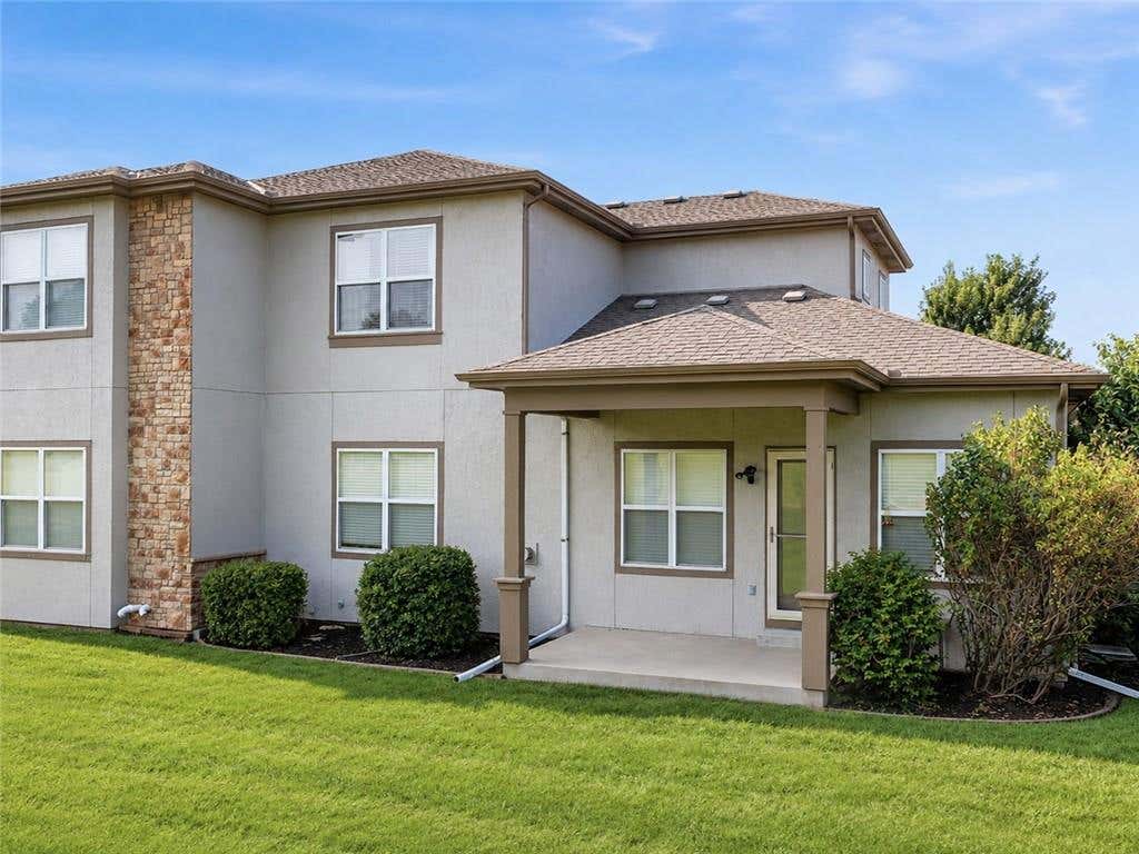 Photo of 21871 W 116th Place, Olathe, KS 66061 (MLS # 2635280)