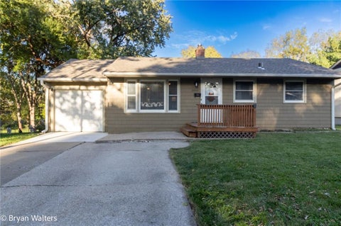 Photo of 2505 Glen Lane, Independence, MO 64052 (MLS # 2647865)