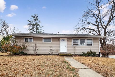 421 Limit Street, Leavenworth, KS 66048 - MLS#: 2598185