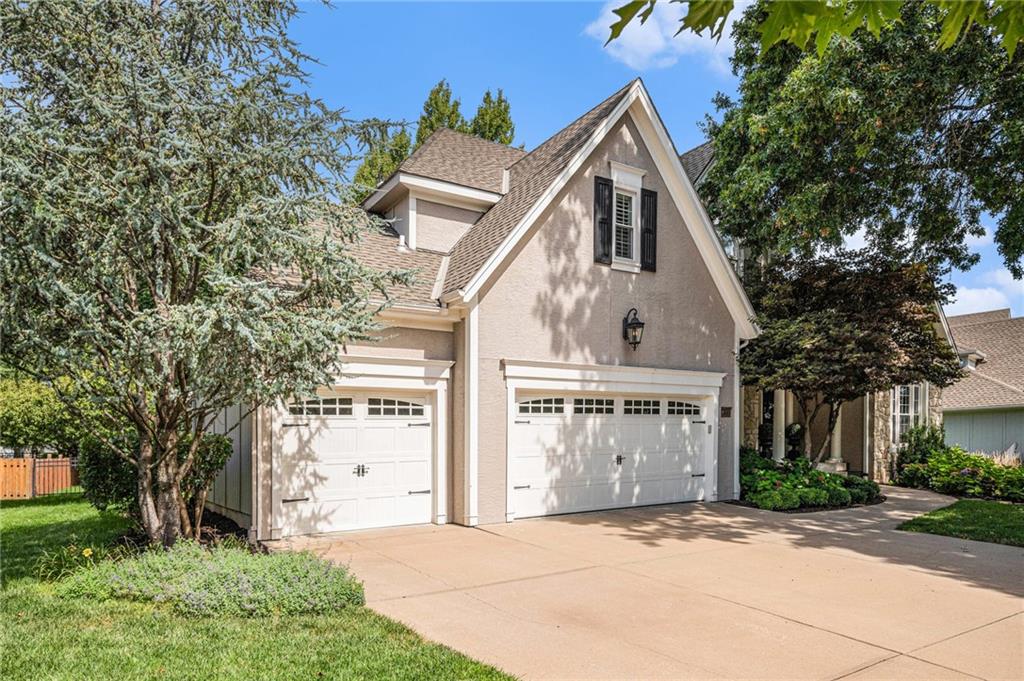 4528 W 140th Street
