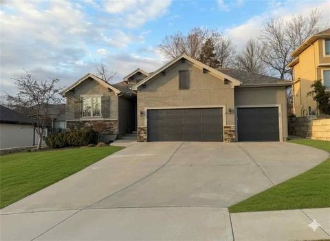 952 E 121st Place Olathe KS 66061