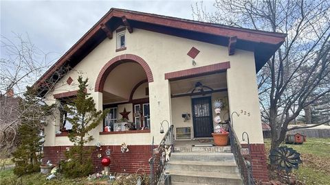 325 S Ash Street, Nevada, MO 64772 - #: 2608405