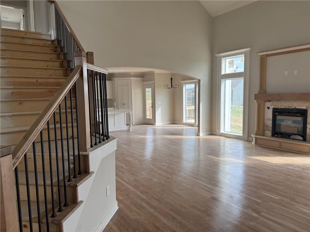 Photo of 1011 Poplar Lane, Liberty, MO 64068 (MLS # 2581684)