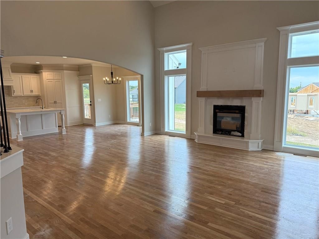 Photo of 1011 Poplar Lane, Liberty, MO 64068 (MLS # 2581684)