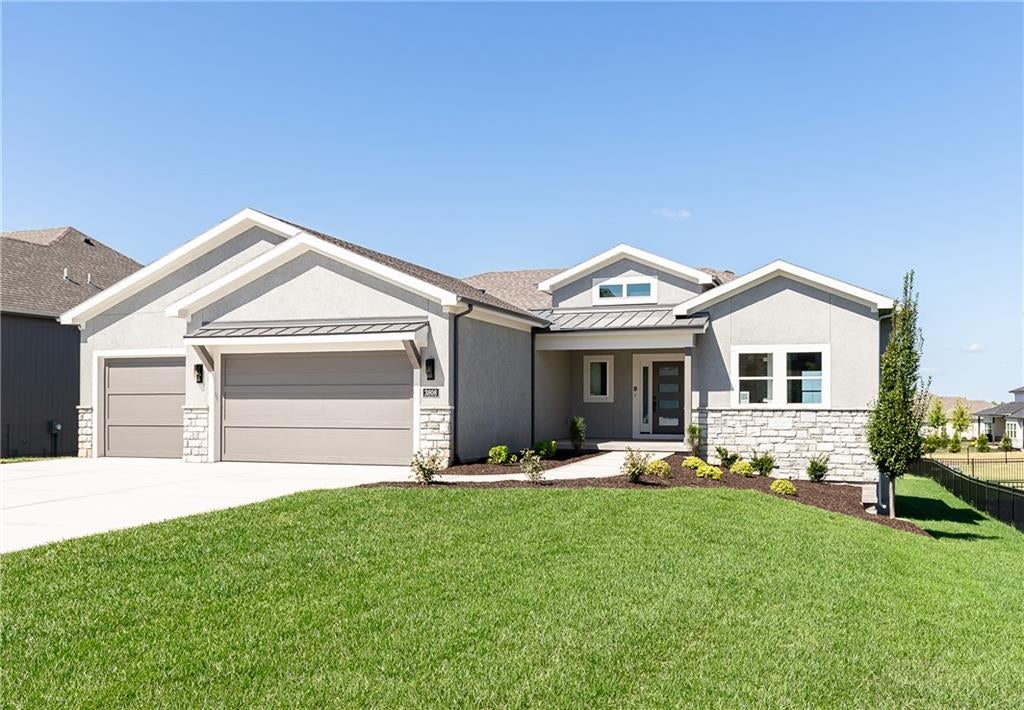 3808 W 187th Street