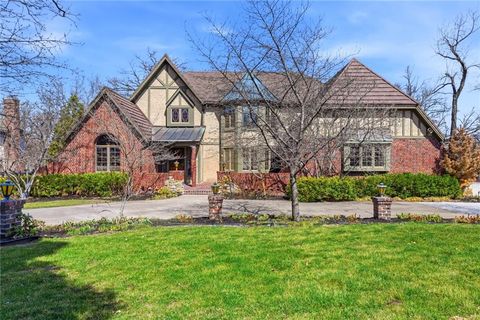 8461 Maplewood Lane Lenexa KS 66215