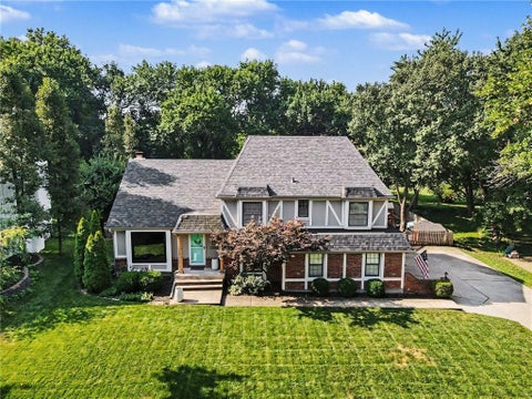 Photo of 12860 Sagamore Road, Leawood, KS 66209 (MLS # 2630868)