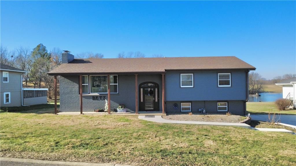 Photo of 1133 Lake Manor Drive, Trenton, MO 64683 (MLS # 2592432)