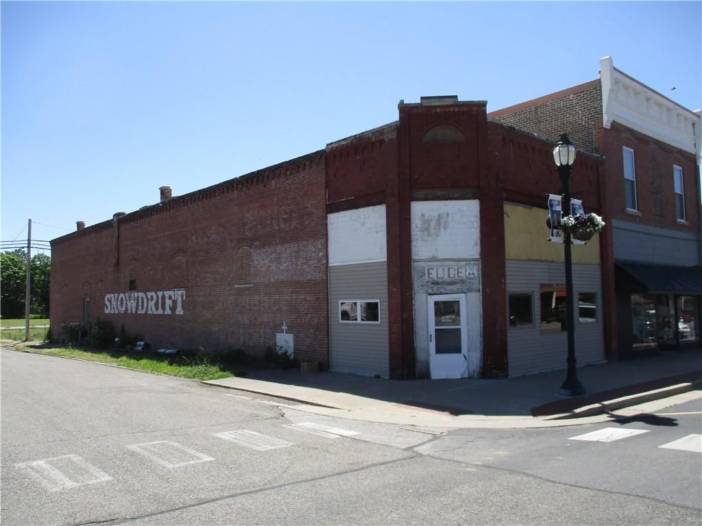 Photo of 401 S Main Street, Galena, KS 66739 (MLS # 2619996)