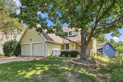 Photo of 8038 Monrovia Street, Lenexa, KS 66215 (MLS # 2637297)