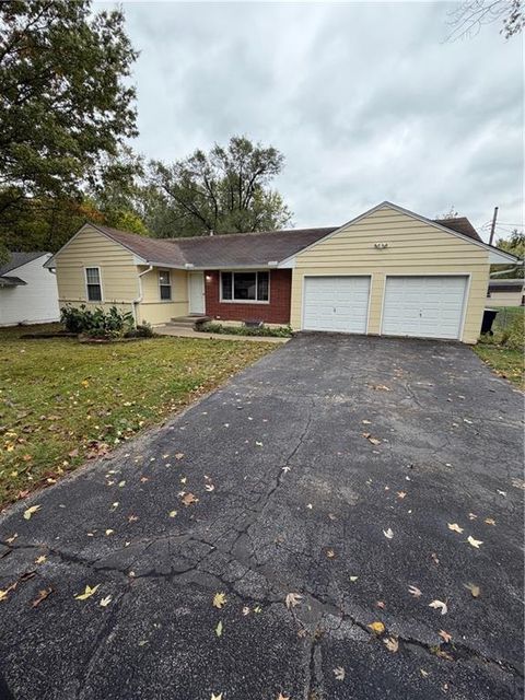 4609 NE 43rd Terrace Kansas City MO 64117