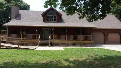Photo of 7935 Kiowa Road, Oskaloosa, KS 66066 (MLS # 2635699)