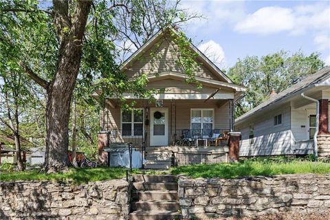 308 N Lawndale Avenue Kansas City MO 64123