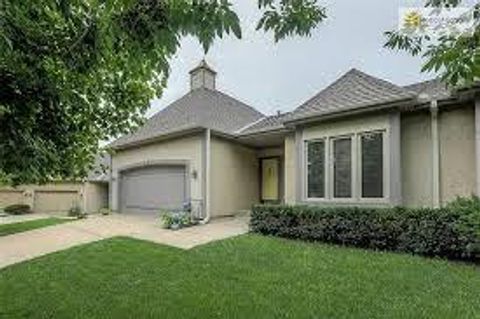 12831 Cambridge Road Leawood KS 66209