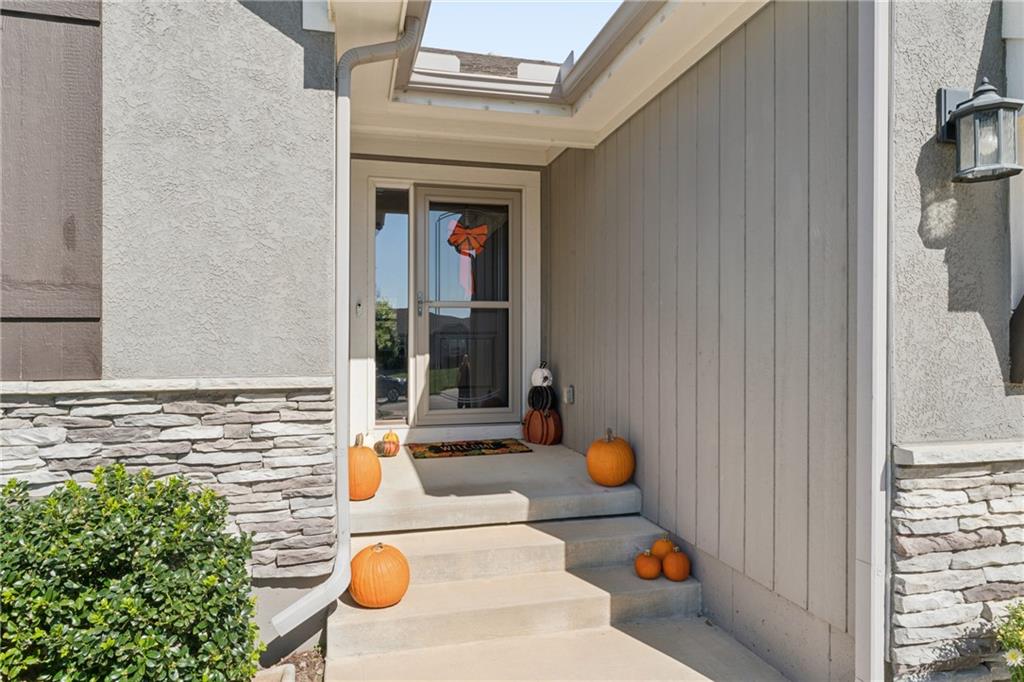 19602 W 197th Terrace