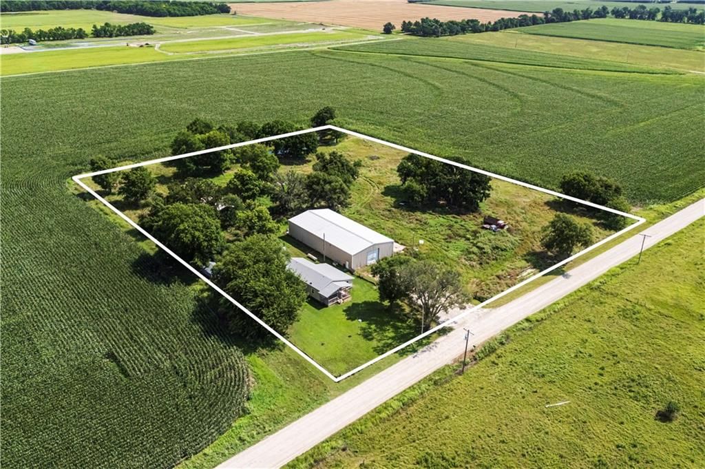 Photo of 18720 800 Road, Altoona, KS 66710 (MLS # 2632548)