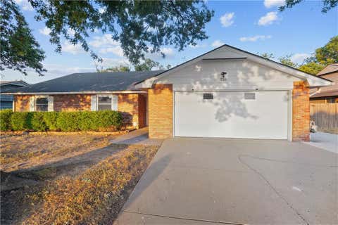 Photo of 926 Lariat Drive, Bartlesville, OK 74006 (MLS # 2636144)