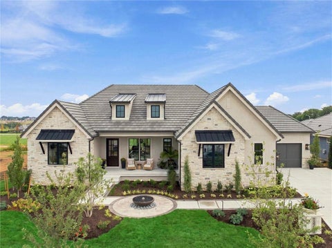 Photo of 13705 Springfield Road, Leawood, KS 66224 (MLS # 2637208)