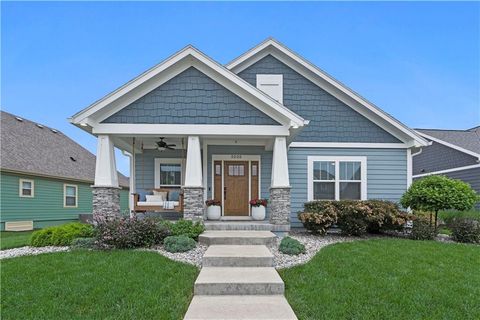 3205 SW Mary Street, Lee\'s Summit, MO 64081 - #: 2604291