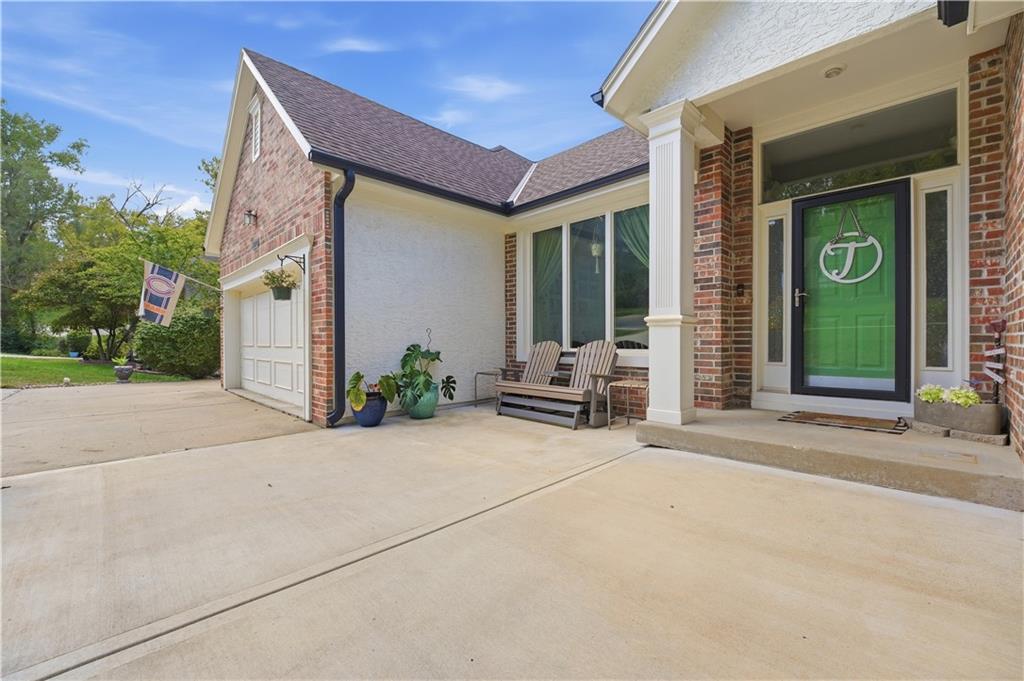 16024 Meadow Lane