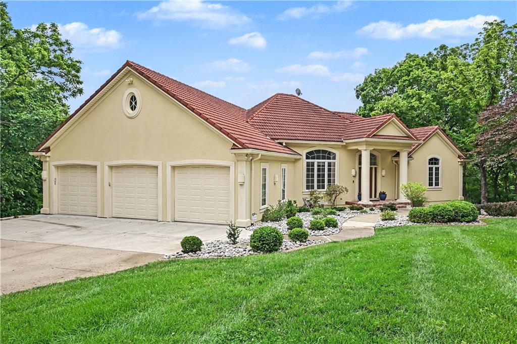 2210 Opossum Hollow Road