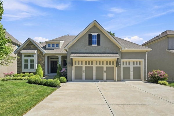 9118 W 178TH TER, BUCYRUS, KS 66013 - Image 4ebe7bd5cbbd7306f2a585583472ec49/579263316