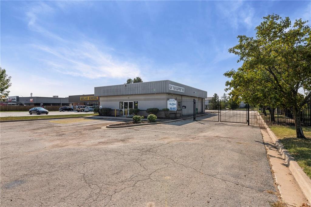 260 N Moonlight Road