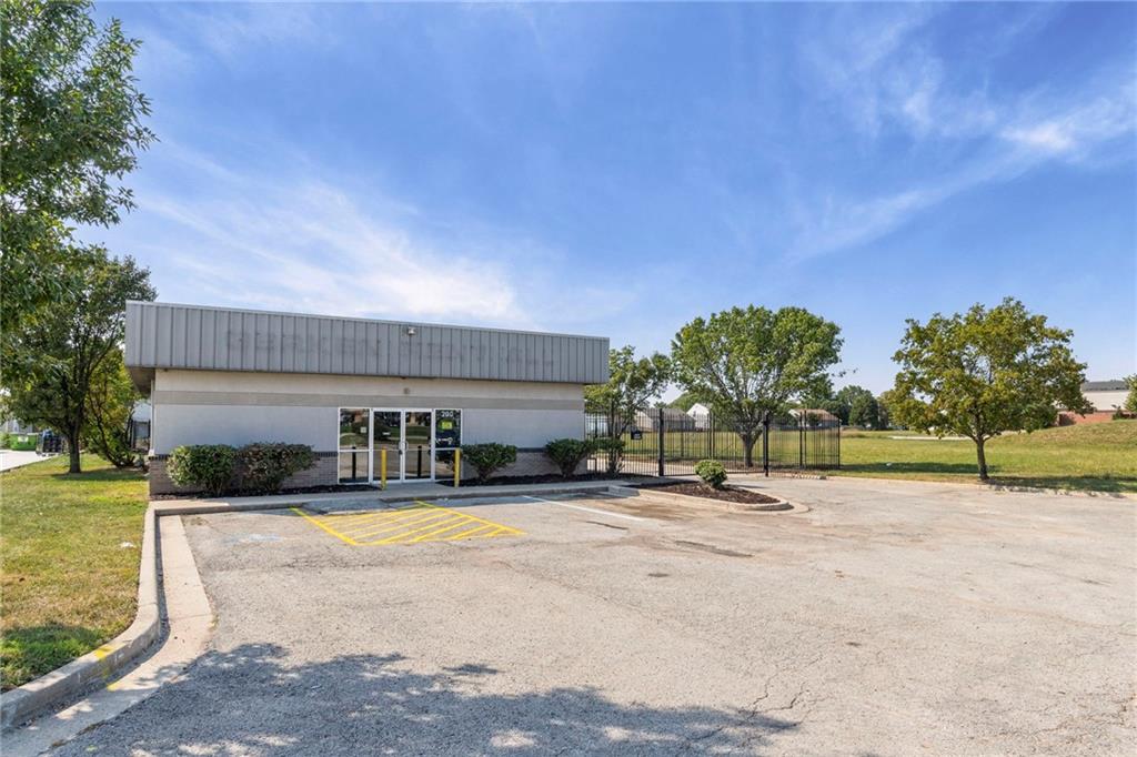 260 N Moonlight Road